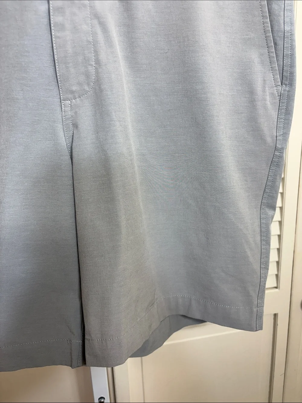 Faherty Light Gray Flat-Front Men's All Day Shorts Size 36